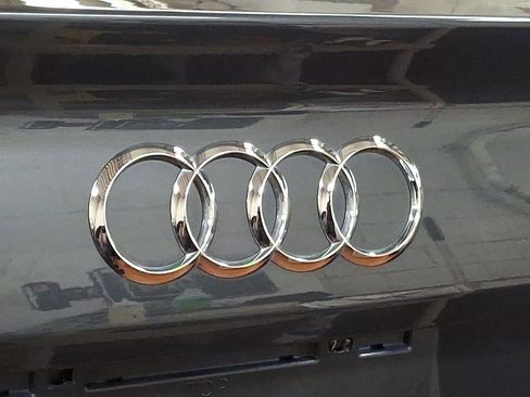 Used 2019 Audi A4 2.0T Premium Plus w/ Premium Plus Package AWD/4WD image 29