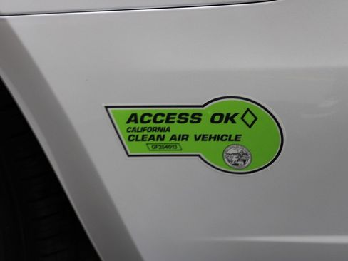 Used 2023 Tesla Model 3 Standard Range image 10