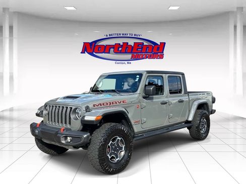 Used 2022 Jeep Gladiator Mojave w/ LED Lighting Group AWD/4WD image 3