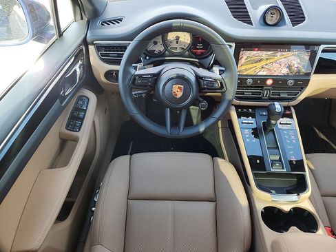 New 2026 Porsche Macan image 10