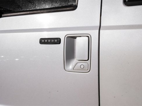 Used 2015 Ford F350 Lariat w/ Lariat Ultimate Package image 43