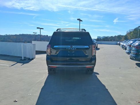 Used 2021 Chevrolet Tahoe Premier w/ Premium Package image 9