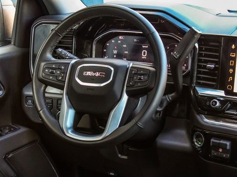 Used 2025 GMC Sierra 1500 Elevation AWD/4WD image 25