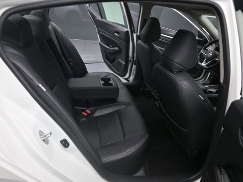 Used 2023 Nissan Altima 2.5 SL image 36