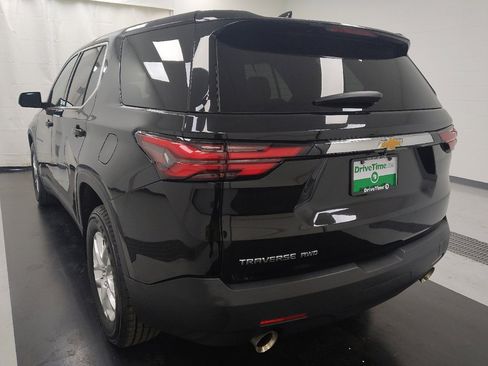 Used 2022 Chevrolet Traverse LS AWD/4WD image 5