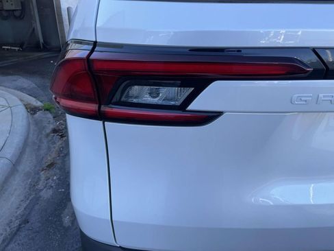 Used 2025 Toyota Grand Highlander FWD image 20