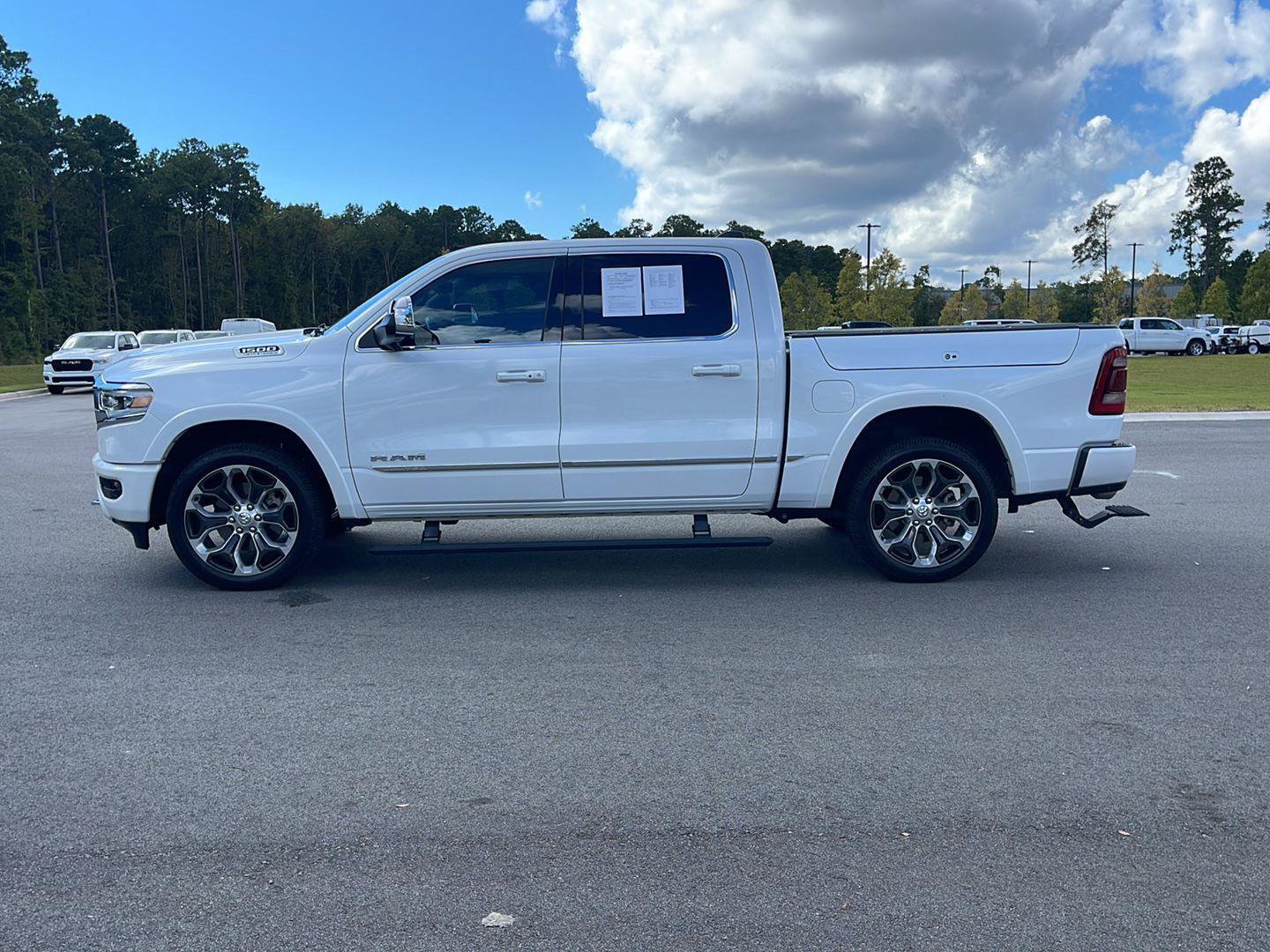 Used 2024 RAM 1500 Limited AWD/4WD image 4
