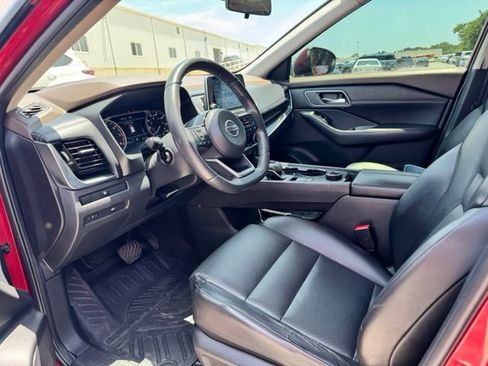 Used 2021 Nissan Rogue SV w/ Premium Package AWD/4WD image 24