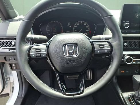 Used 2024 Honda Civic Sport image 17