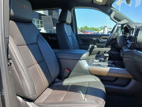 Certified 2023 Chevrolet Silverado 1500 High Country w/ Max Trailering Package AWD/4WD image 16
