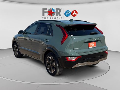 Used 2023 Kia Niro Wind FWD image 3