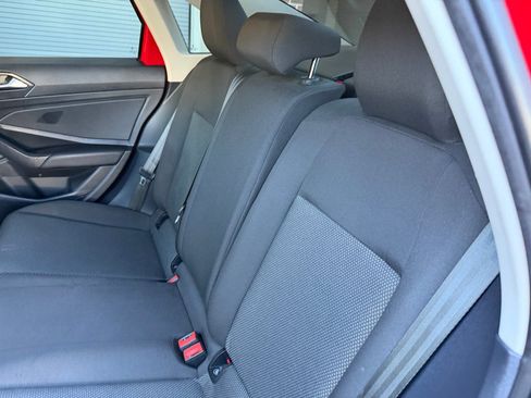 Used 2019 Volkswagen Jetta FWD image 16