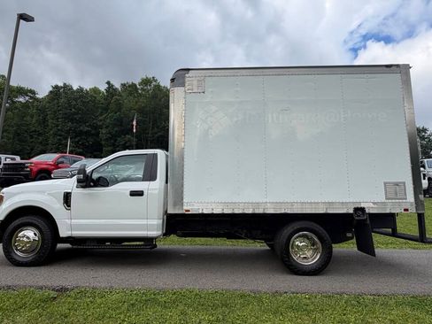 Used 2020 Ford F350 XL w/ Power Equipment Group RWD image 2