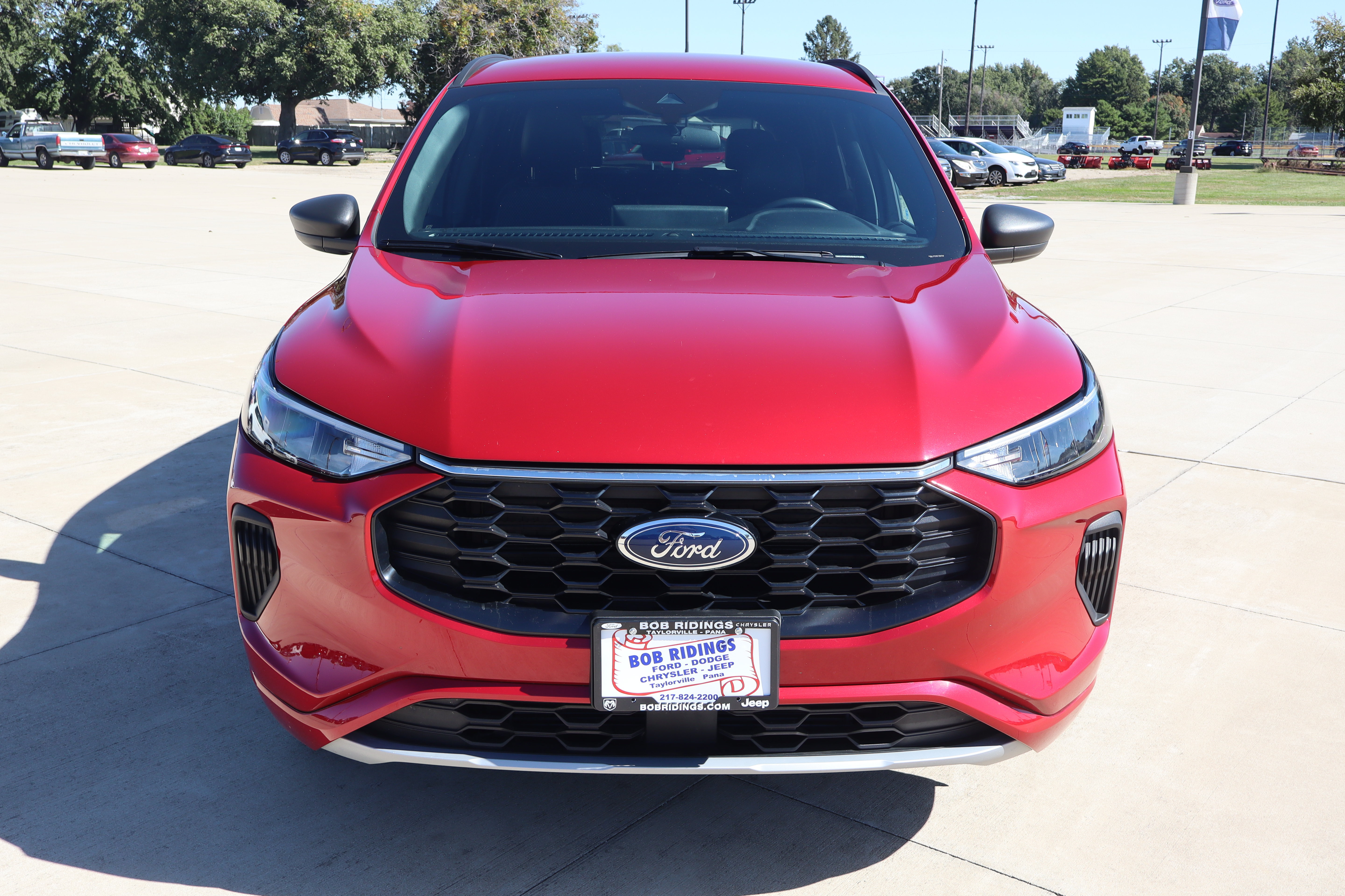 Used 2024 Ford Escape ST-Line w/ Tech Pack #1 AWD/4WD image 2