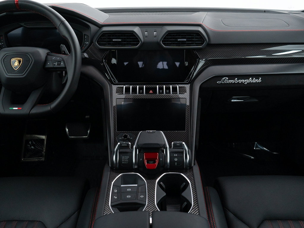 Used 2024 Lamborghini Urus Performante AWD/4WD image 32