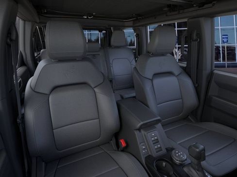 New 2026 Ford Bronco Outer Banks w/ Sasquatch Package AWD/4WD image 10