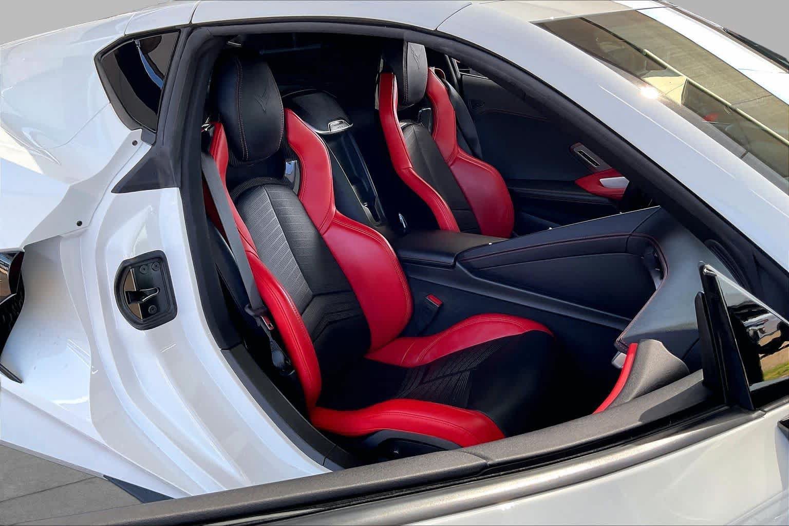 Used 2023 Chevrolet Corvette Stingray Preferred Cpe w/ Z51 Performance Package RWD image 10
