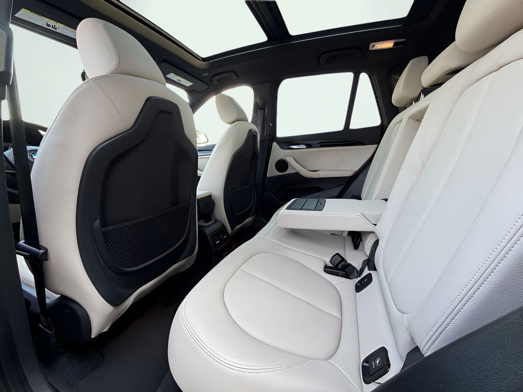 Used 2019 BMW X1 sDrive28i w/ Convenience Package FWD image 18