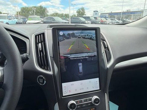 Used 2024 Ford Edge SEL w/ Convenience Package AWD/4WD image 14