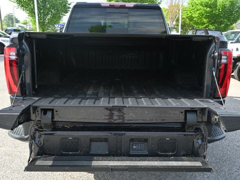 Used 2024 GMC Sierra 2500 Denali Ultimate w/ Max Trailering Package AWD/4WD image 35