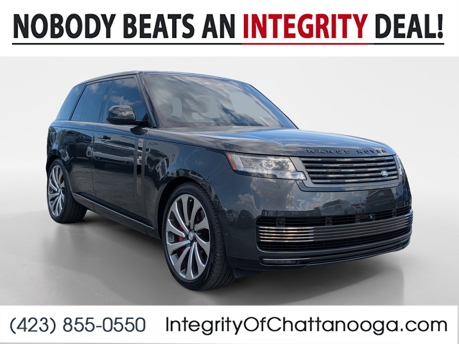 Used 2024 Land Rover Range Rover SV AWD/4WD image 1