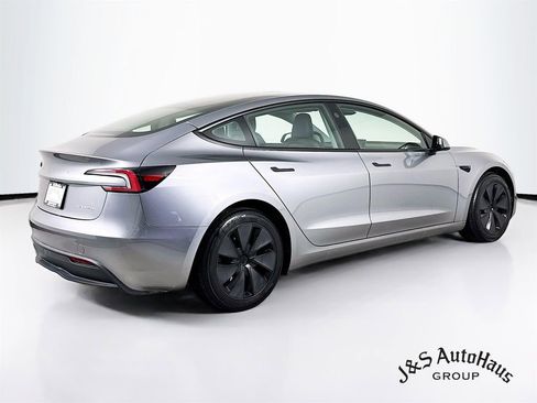 Used 2025 Tesla Model 3 Long Range image 7