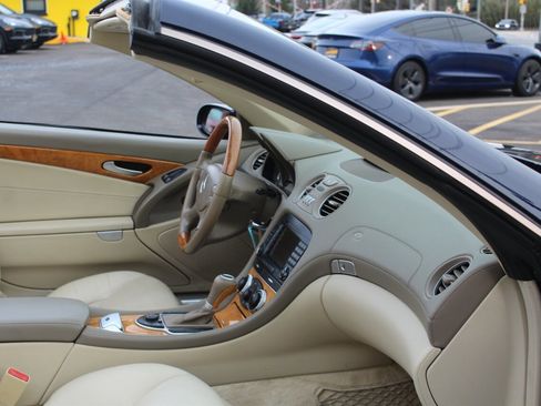 Used 2007 Mercedes-Benz SL 550 SL 550 image 18