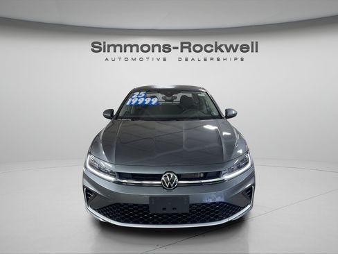 Used 2025 Volkswagen Jetta S FWD image 8