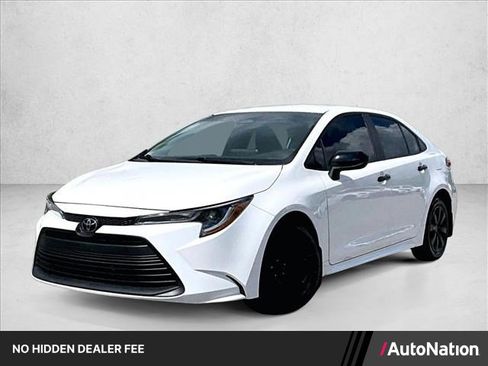 Used 2024 Toyota Corolla LE FWD image 1