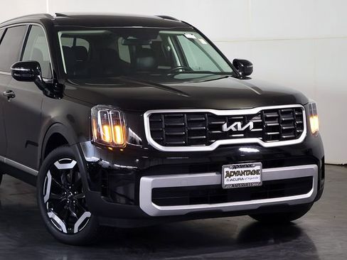 Used 2024 Kia Telluride S w/ S Sunroof Package AWD/4WD image 6
