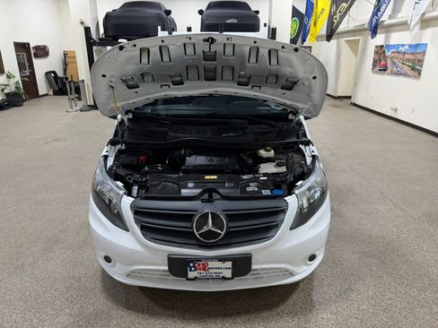 Used 2021 Mercedes-Benz Metris image 51