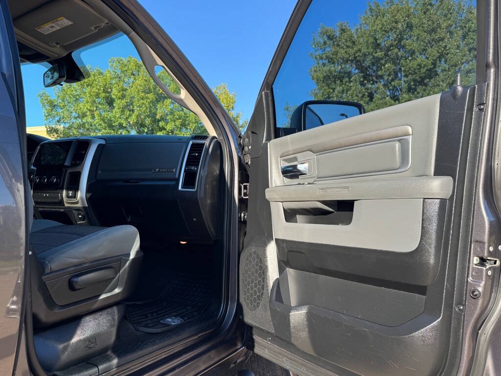 Used 2016 RAM 1500 Big Horn RWD image 26