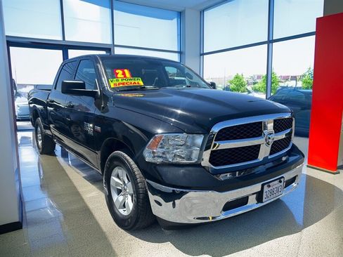 Used 2021 RAM 1500 Classic SLT RWD image 1