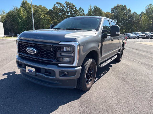 Used 2024 Ford F250 XL w/ STX Appearance Package AWD/4WD image 3