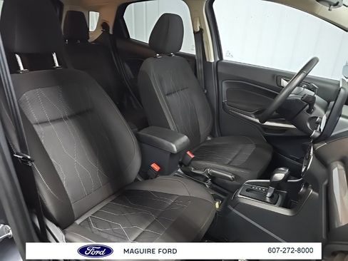 Used 2020 Ford EcoSport SE image 17