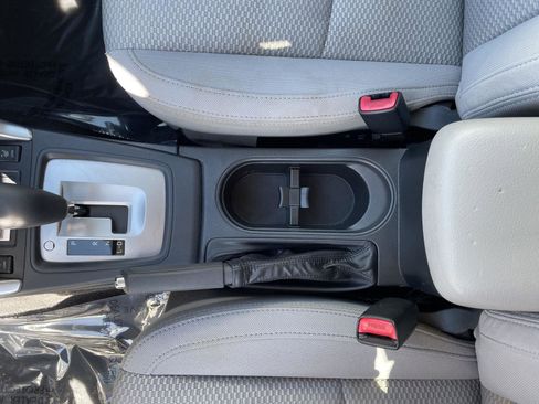 Used 2018 Subaru Forester 2.5i Premium w/ All-Weather Package image 30