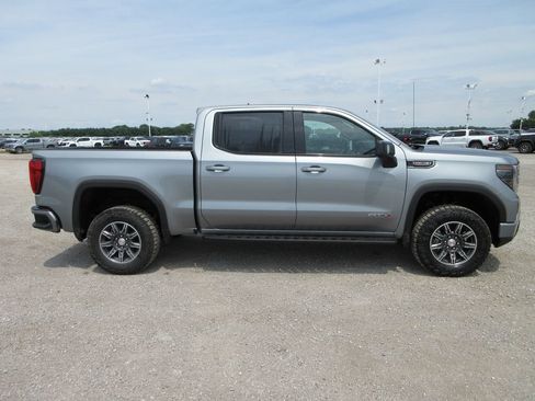 New 2026 GMC Sierra 1500 AT4 w/ AT4 Premium Package AWD/4WD image 3