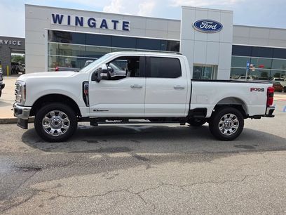 New 2026 Ford F250 Lariat w/ Chrome Package