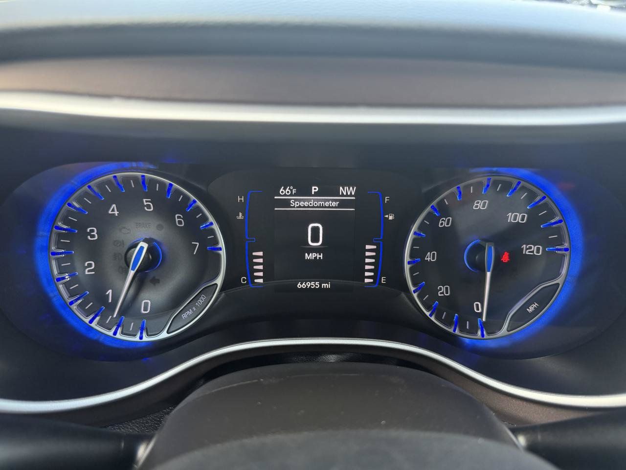 Used 2024 Chrysler Voyager LX FWD image 16