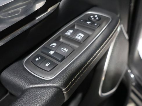 Used 2022 RAM 1500 Laramie image 14