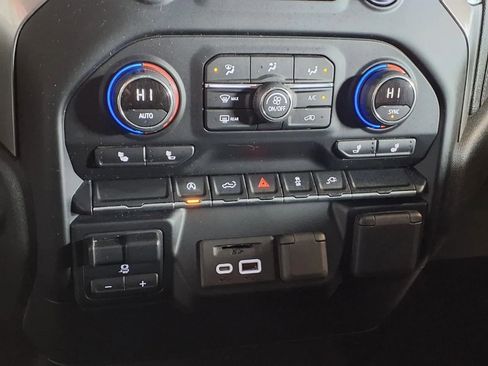 Used 2020 Chevrolet Silverado 1500 LT w/ All-Star Edition image 20