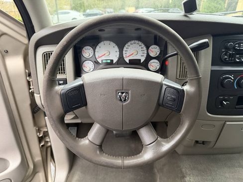 Used 2004 Dodge Ram 1500 Truck SLT w/ Big Horn Quad Cab Value Group AWD/4WD image 18