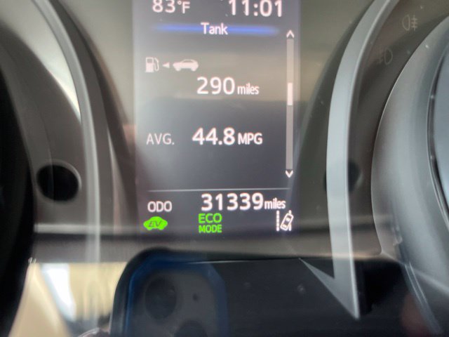 Used 2020 Toyota Camry LE FWD image 7