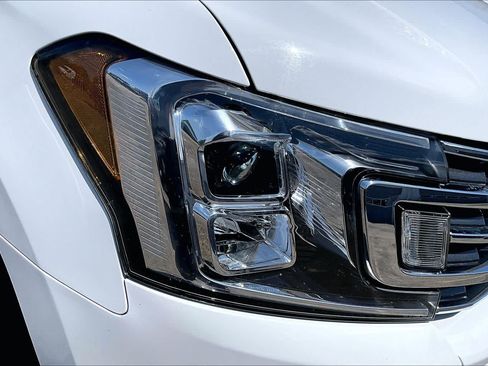 Used 2019 Ford Expedition XLT RWD image 26