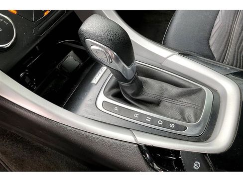 Used 2016 Ford Fusion SE image 11