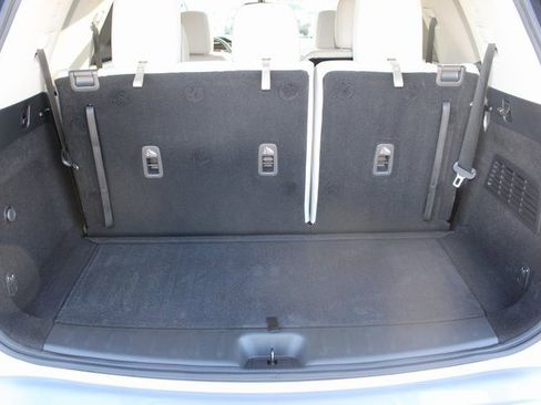 Used 2022 Nissan Pathfinder SL w/ SL Premium Package image 9