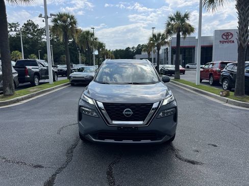 Used 2023 Nissan Rogue SL w/ SL Premium Package AWD/4WD image 3