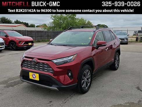 Used 2025 Toyota RAV4 Limited image 1