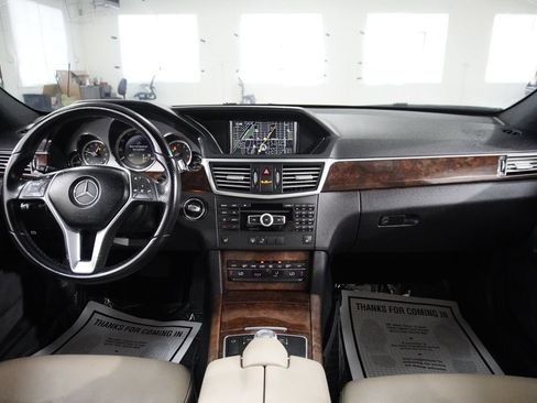 Used 2012 Mercedes-Benz E 350 4MATIC Sedan image 10