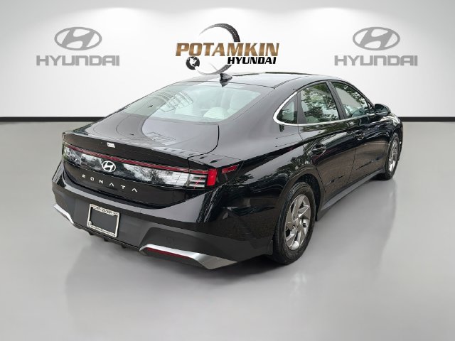 Certified 2025 Hyundai Sonata SE FWD image 5